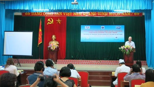 Vinh danh Giám đốc chương trình xét nghiệm CDC tại Việt Nam - ảnh 1